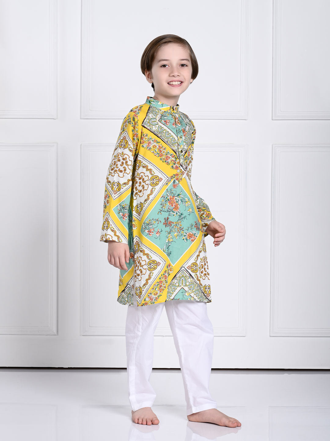 Riaan - Yellow And Green Kurta Pajama Set
