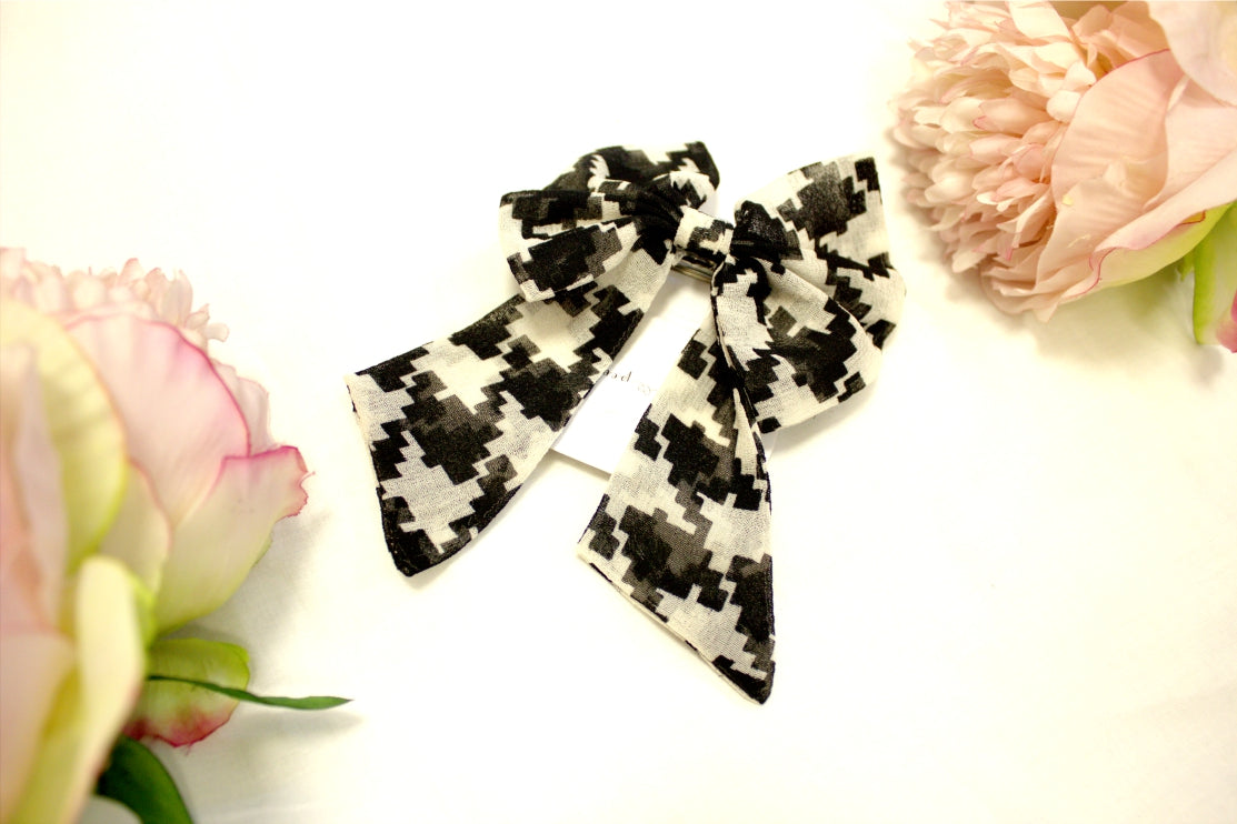 BLACK AND WHITE PRINT HAIRBAND