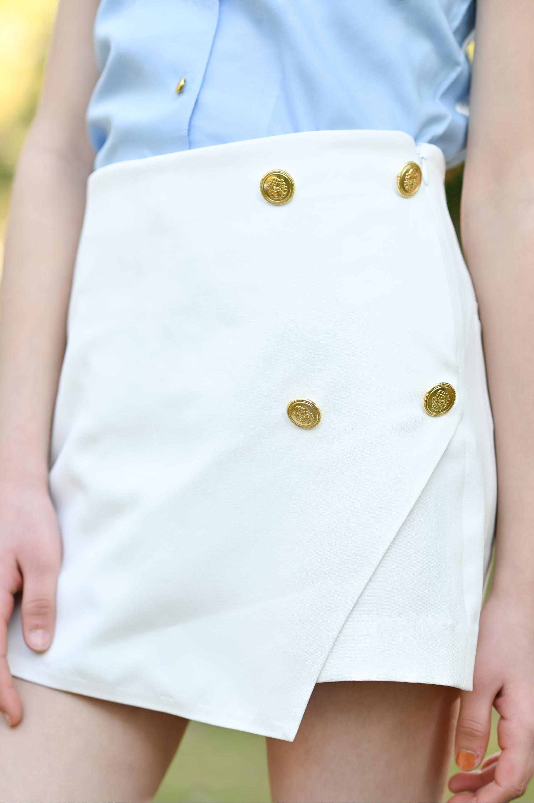 LIGHT BLUE SHIRT & WHITE SKORTS SET