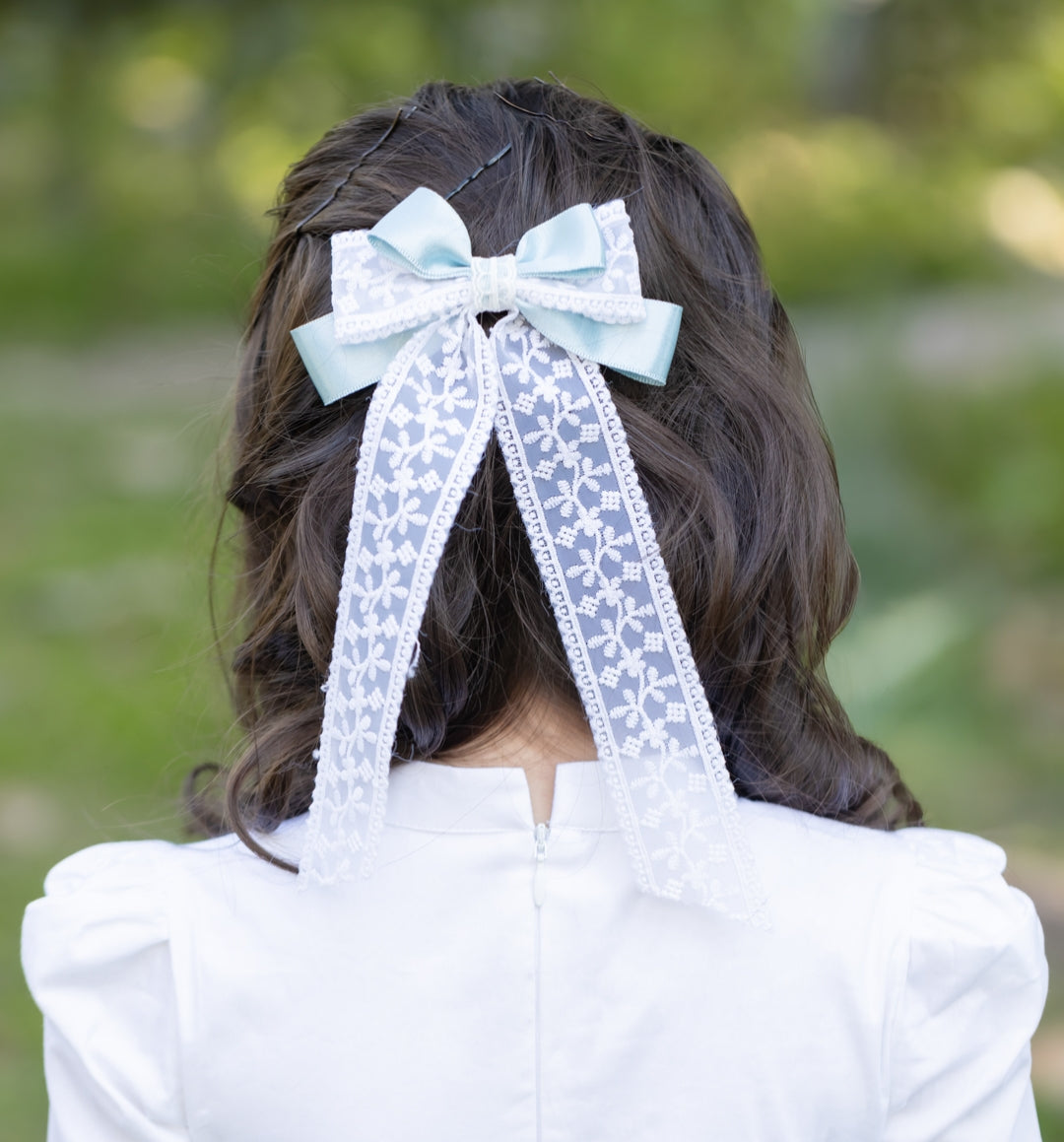 Light blue bow with white lace hair clip