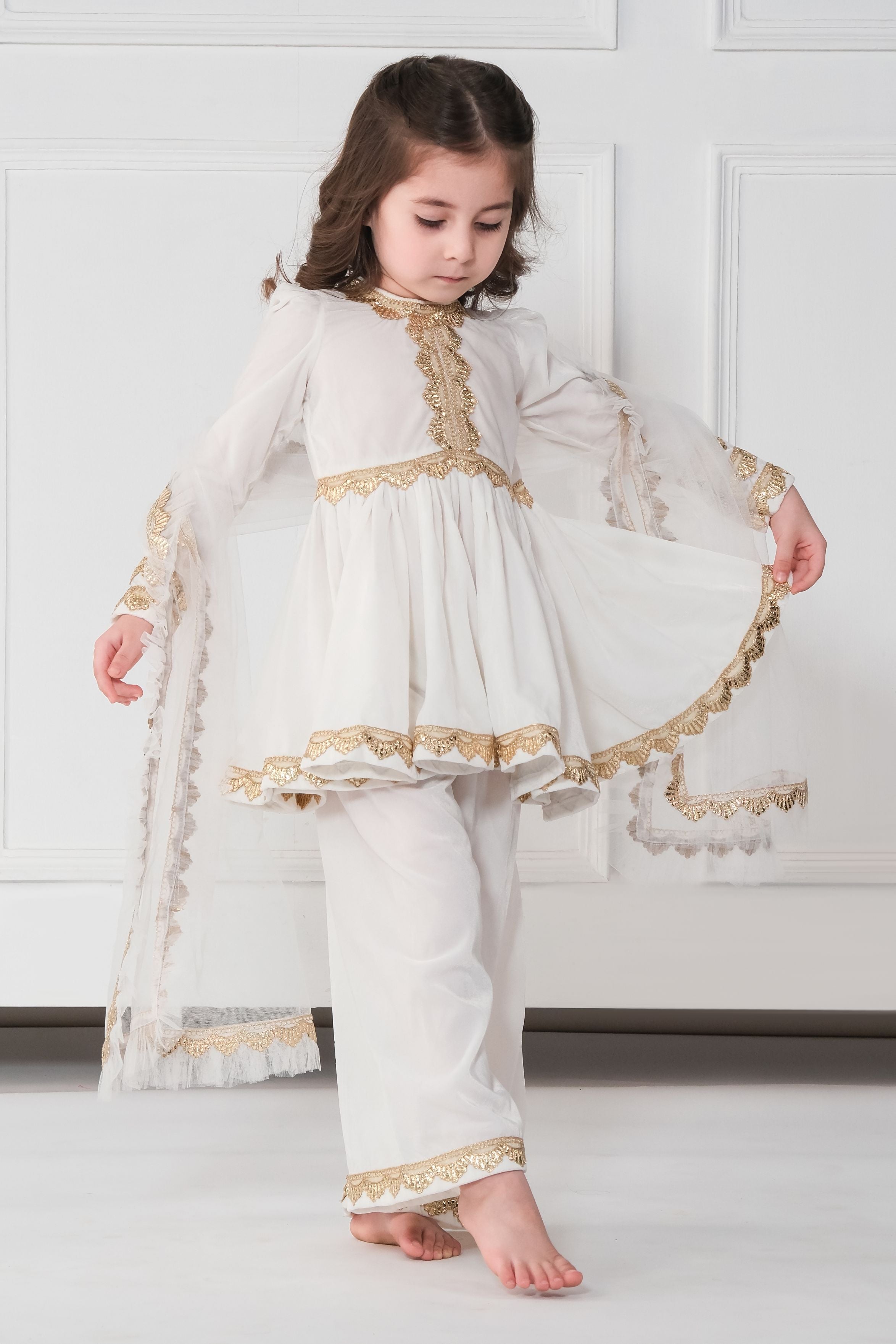 IVORY VELVET SET