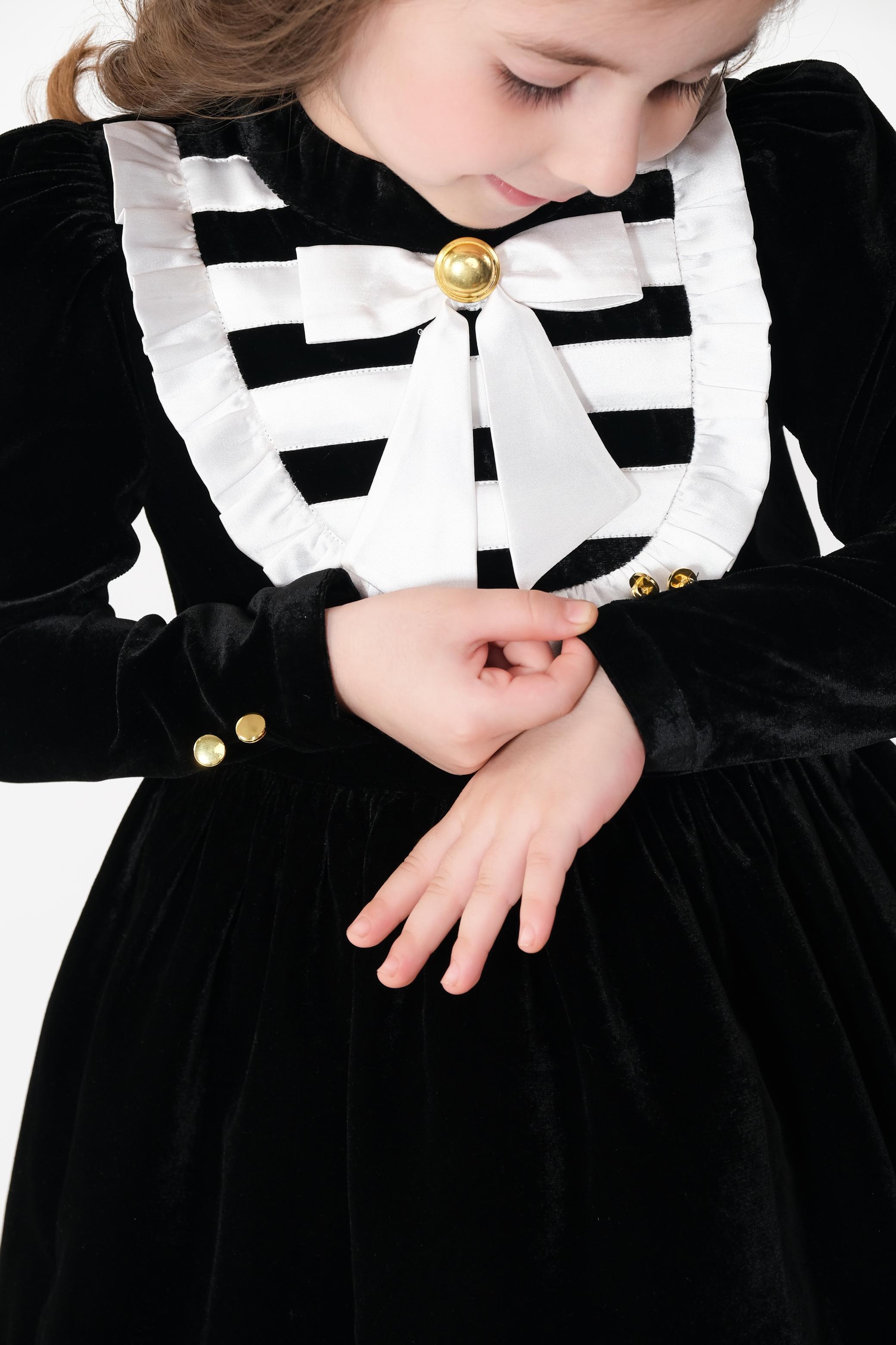 BLACK VELVET DRESS