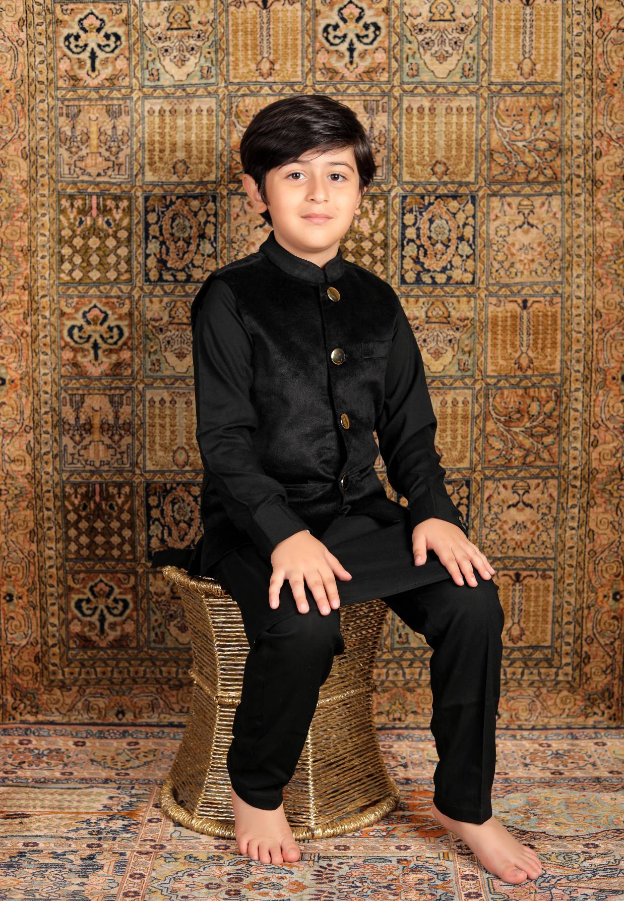 VEER (WITH JACKET) - The Pony & Peony Co.