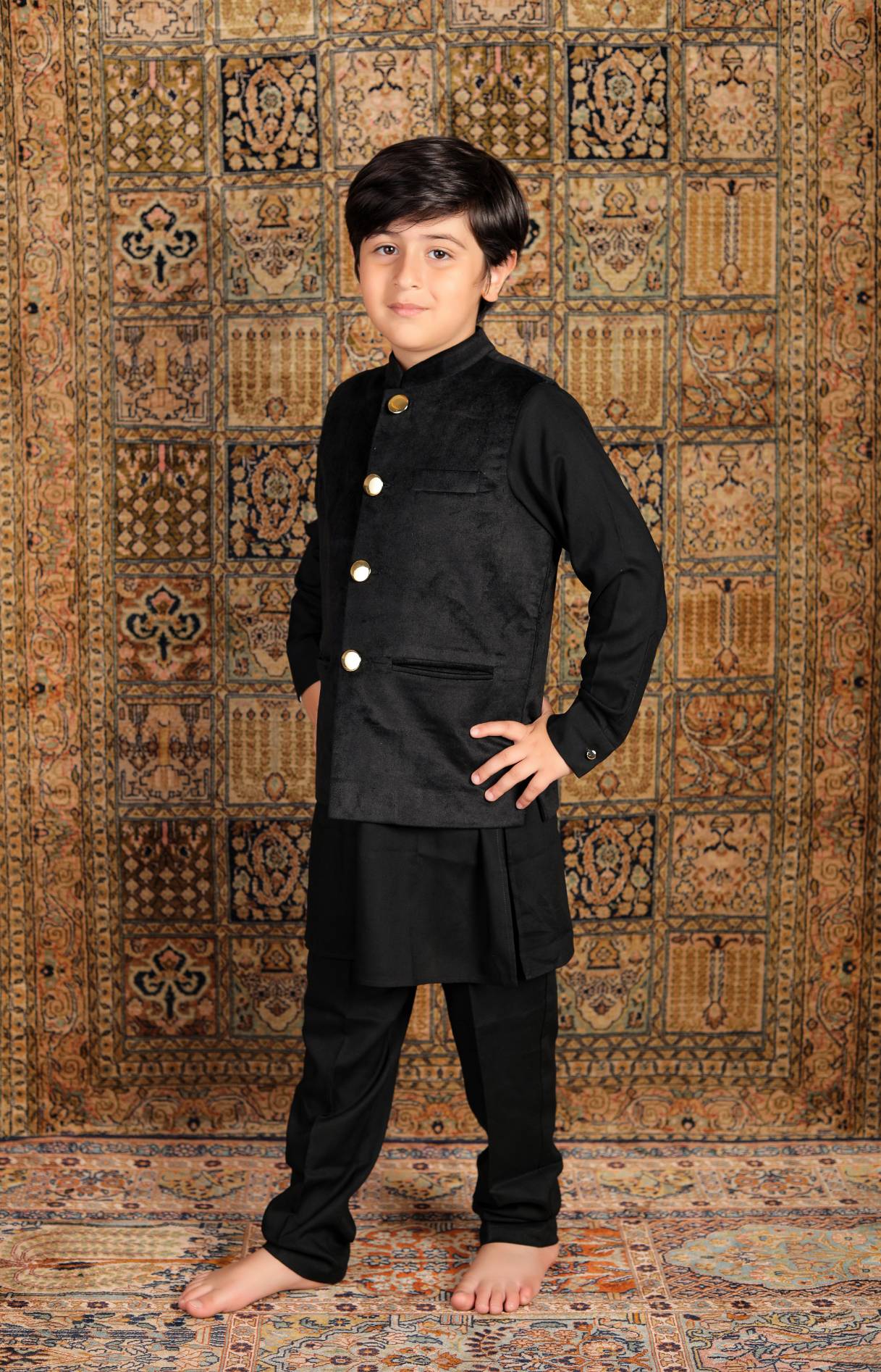 VEER (WITH JACKET) - The Pony & Peony Co.