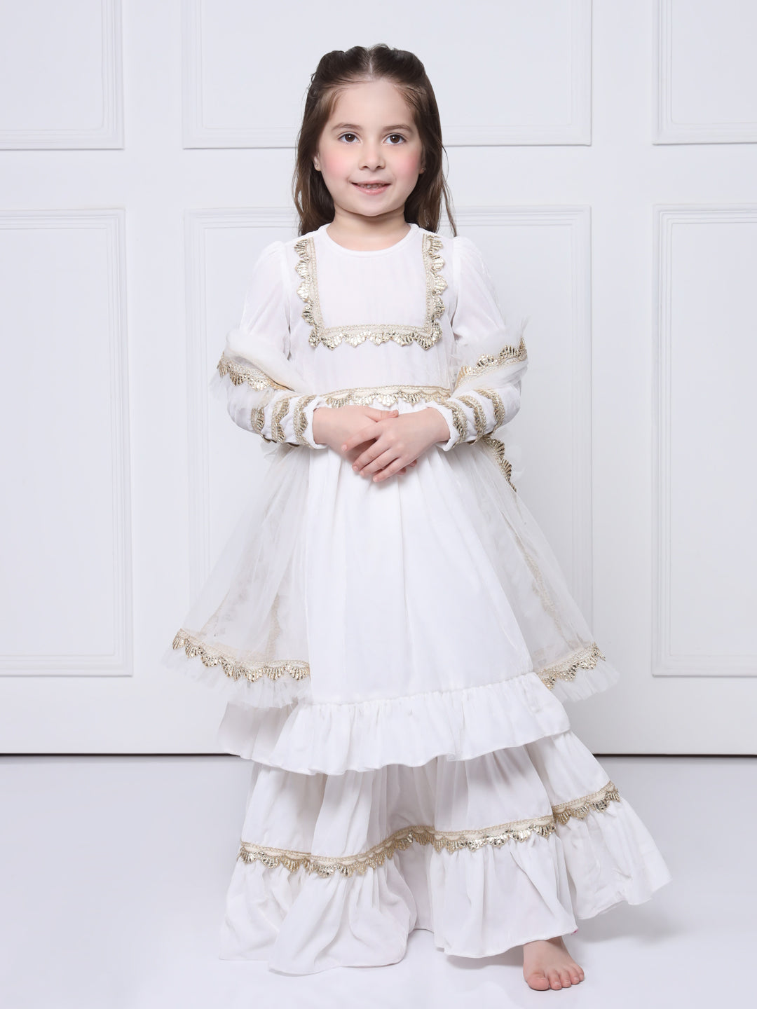 WHITE VELVET SET - A white velvet suit with sharara