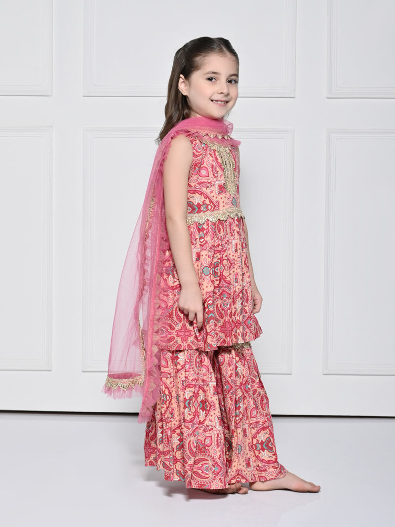 Peach and Pink Abstract - A Peach and Pink Sleeveless Rayon Suit for Girls