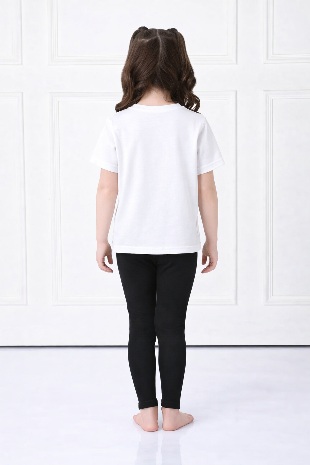 THE PONY & PEONY CLUB - WHITE
